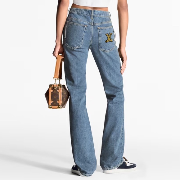 BRAND NEW LV SLIM DENIM JEANS - Picture 1 of 6